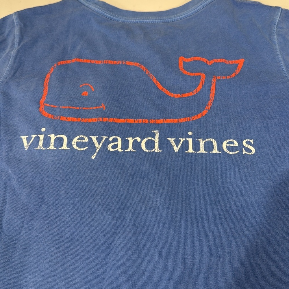 Vineyard Vines Light Blue Short Sleeve Tee (Girls M)